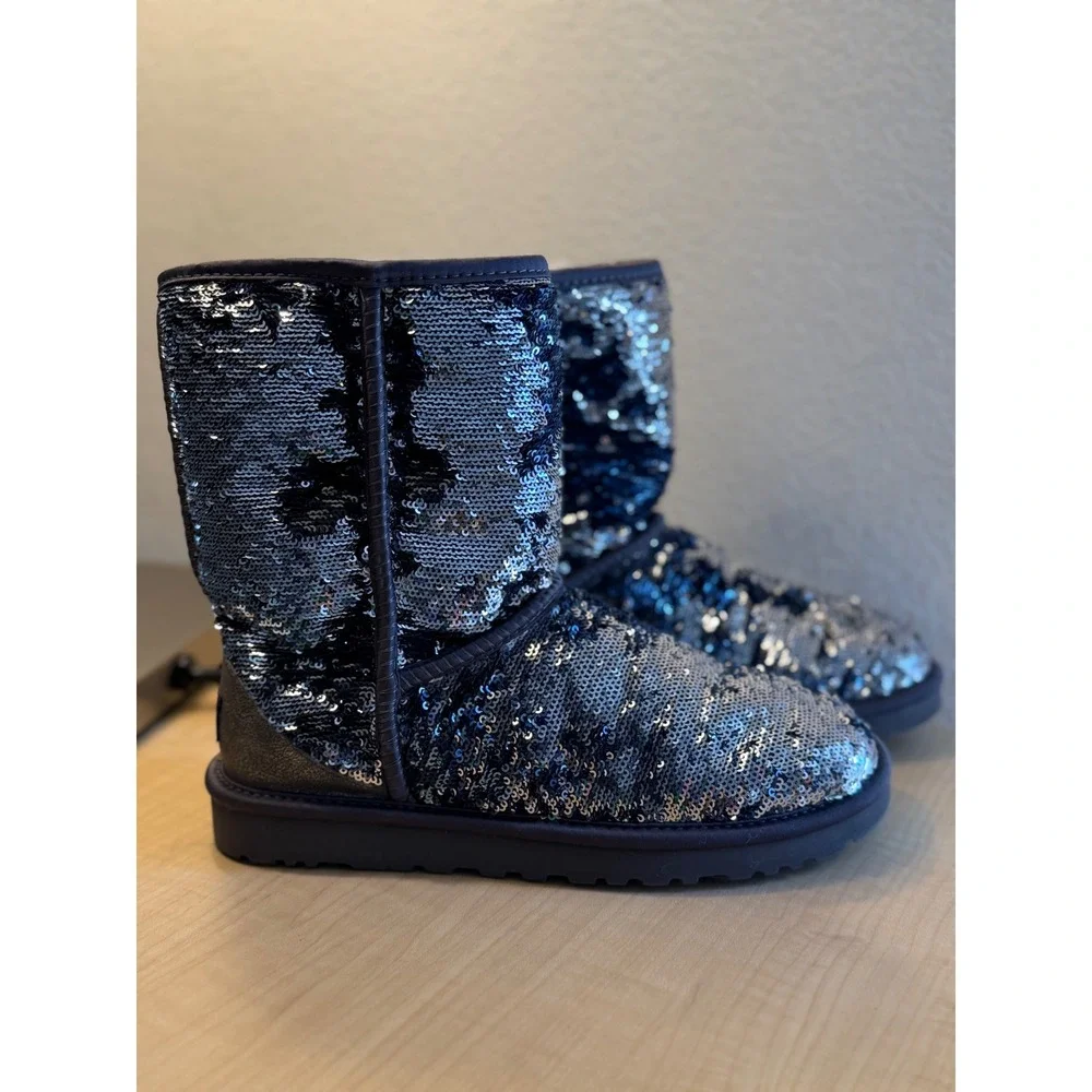 UGG Australia Classic‎ Short Sparkle Navy Silver Sequin Boots 1002978 Womens 7